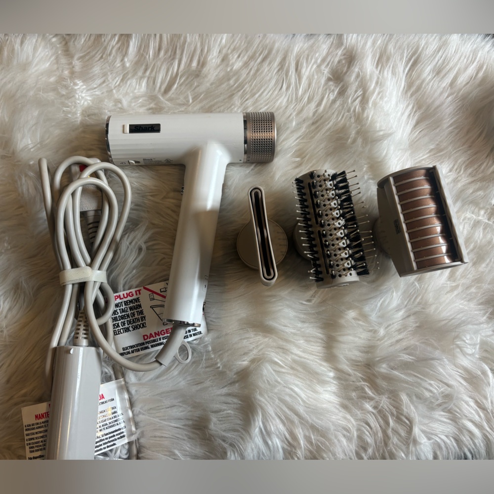 Shark Speed style with attachments